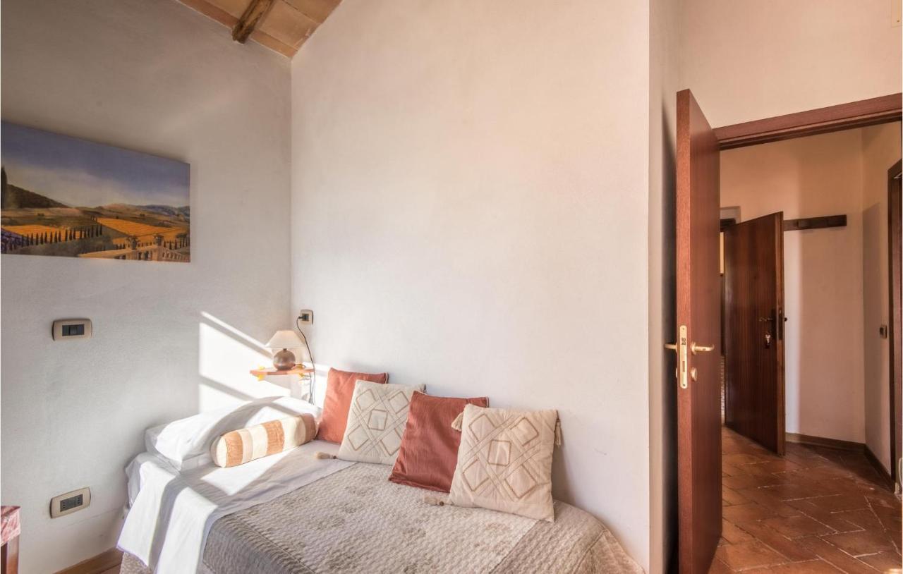 Gorgeous Home In Montalcino With Kitchen Exteriér fotografie